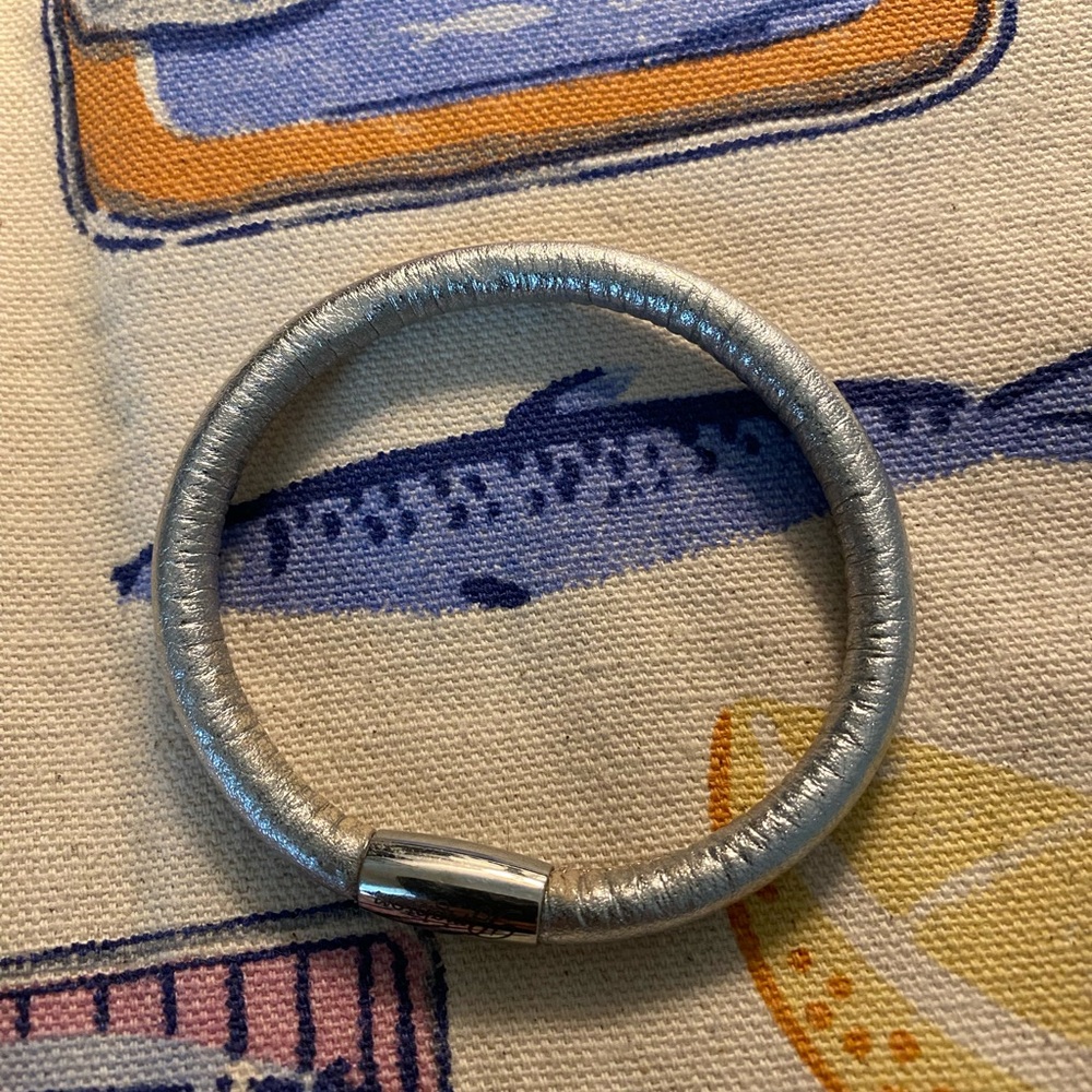 Silver leather women’s bracelet
